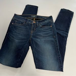 GUESS LOS ANGELES BRITTNEY SKINNY MD WASH SZ 26 B88